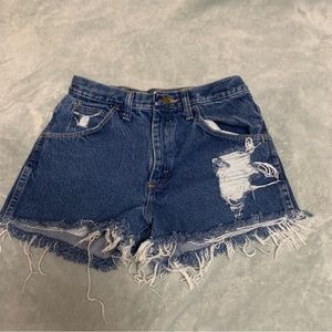 Size xs distressed jean shorts